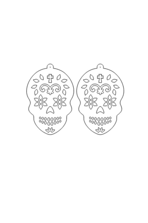 Beyaz lazer kesim reflektörlü kurukafa küpe çiçek ve haç motifli, karanlıkta parlayan akrilik sugar skull tasarım