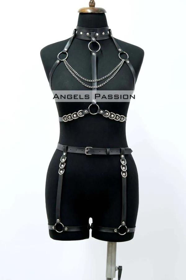 siyah vegan deri zincirli harness takım choker göğüs haznesi ve jartiyer bandı gümüş O-ring detay