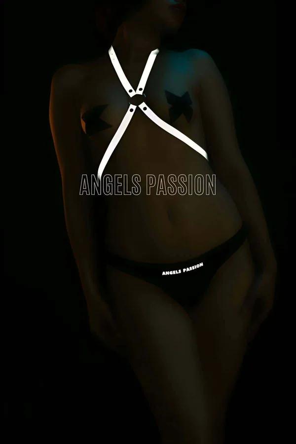Reflective Cross Body Harness with O-Ring Closure