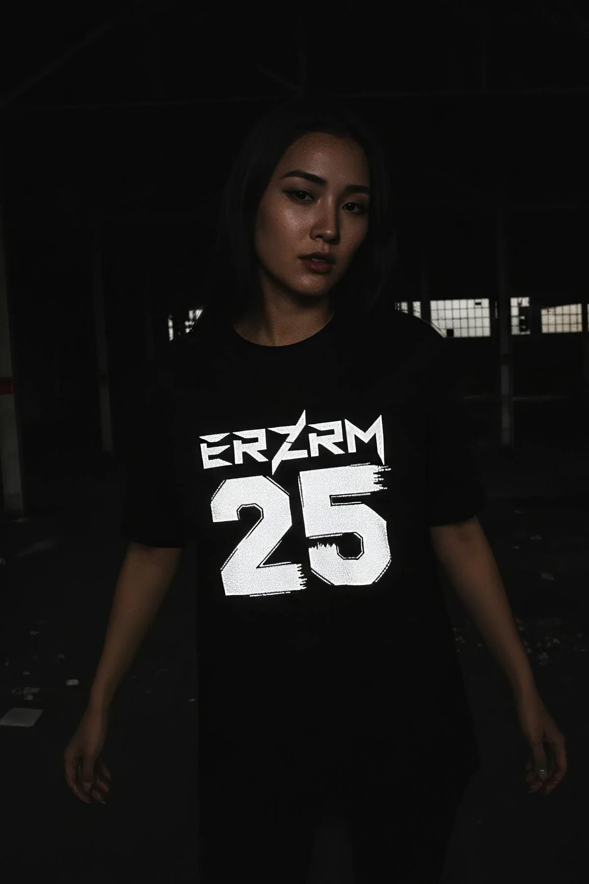 Black Glowing ERZRM 25 Graphic Oversized T-Shirt Women Reflective Print
