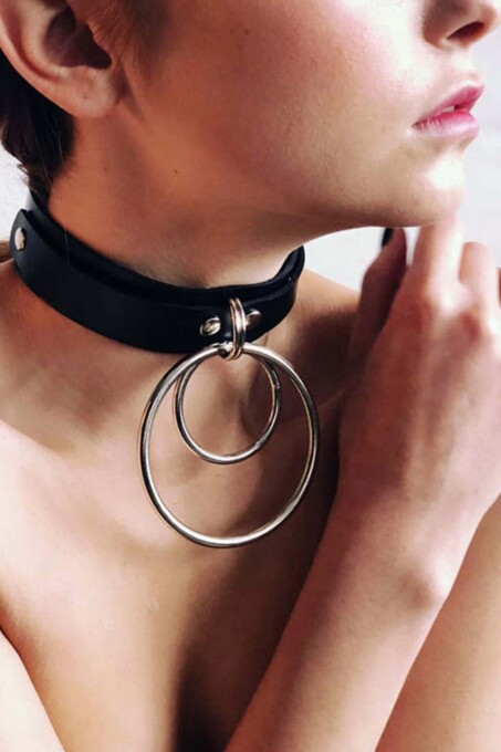 Adjustable Leather Choker with Mixed Ring Sizes - 1