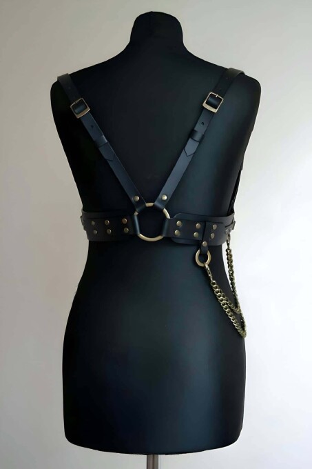 Leather Belt with Chain Detail for Shoulder and Back - 1