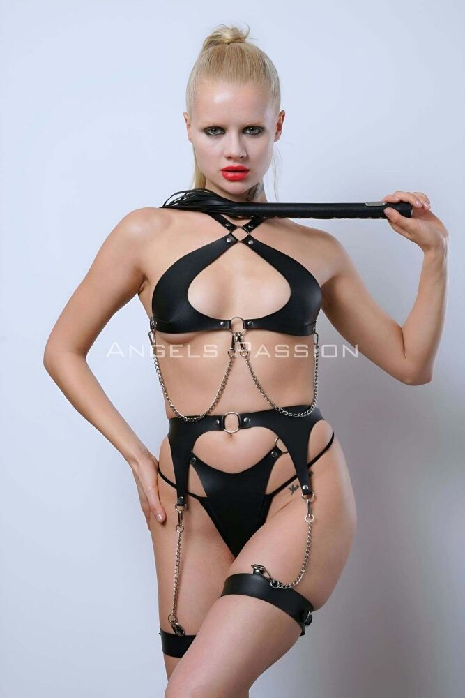 Leather Garter and Bra Set with Whip for Fancy Wear - 9