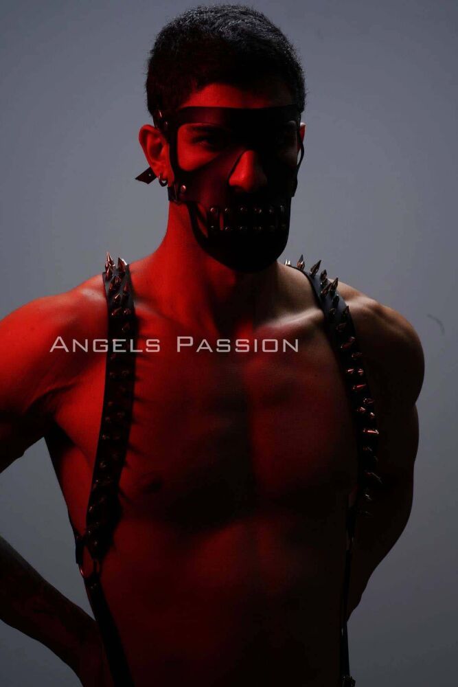 Men's Harness Set with Nail Detail and Mask - 4