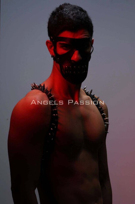 Men's Harness Set with Nail Detail and Mask - 6