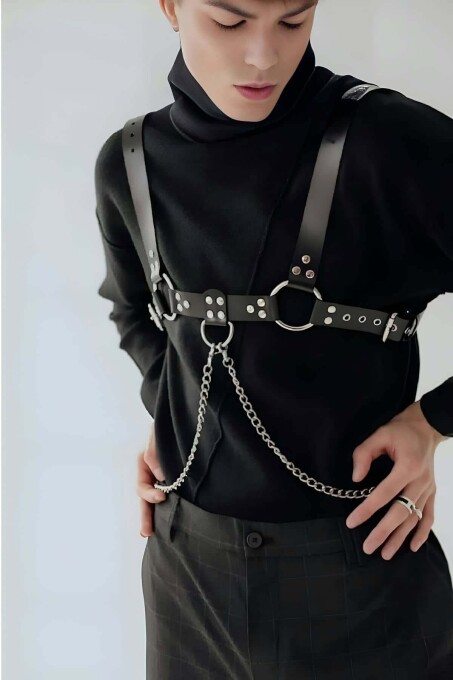 Men's Stylish Belt with Chain and Ring Detail - 5