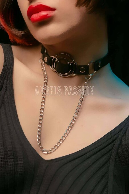 Multi-Style Leather Choker with Chain and Ring - 1