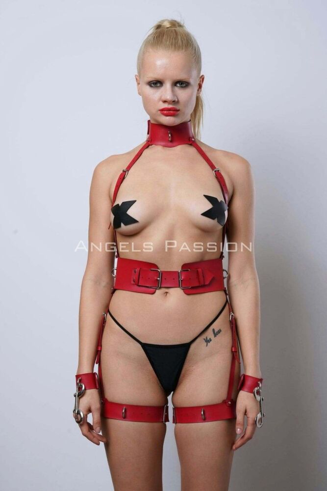 Neck Cuffed Leather Harness Set for Fantasy Wear - 2