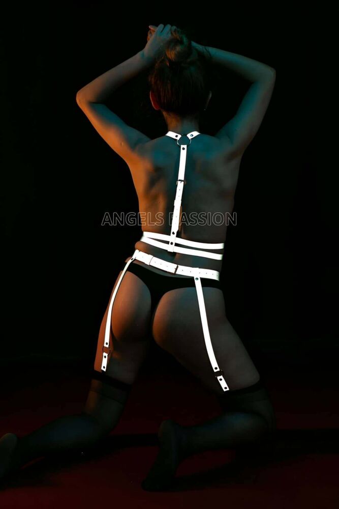 Sexy Reflective Garter Harness Set, Glow in the Dark - 2