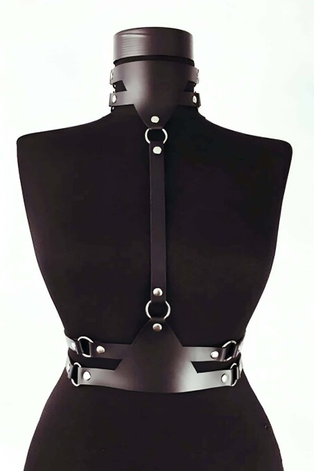 Custom Leather Harness Model - 1