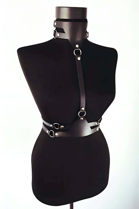 Custom Leather Harness Model - 2