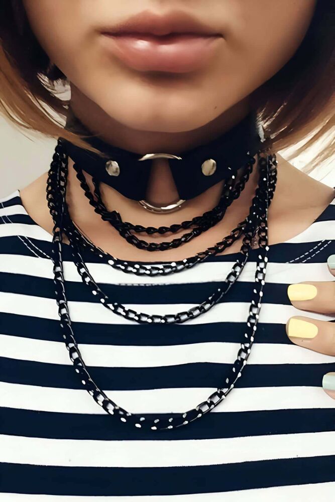 Stonewashed Black Leather Chain Collar - 1