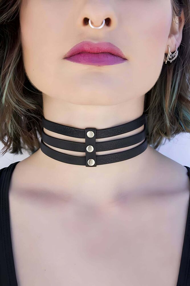 Stylish 3 Row Leather Collar for Women - 1