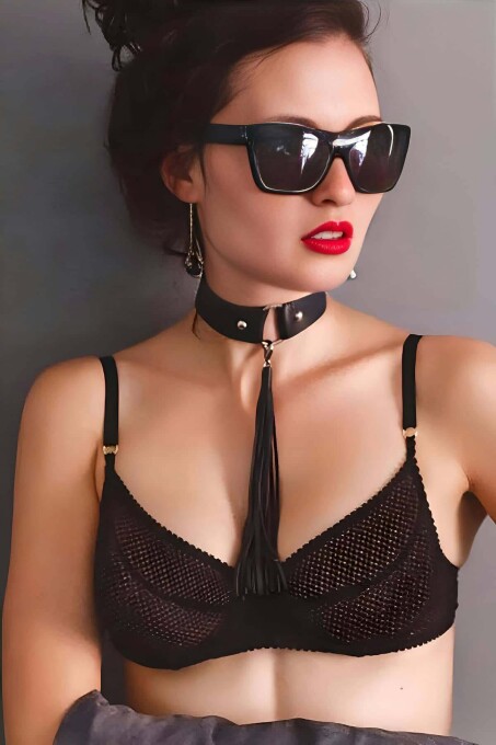 Stylish Tasseled Leather Choker Collar - 1