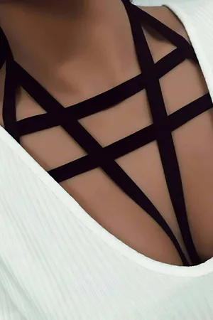 Chest Harness Lingerie – Adjustable Strappy Body Cage for Women