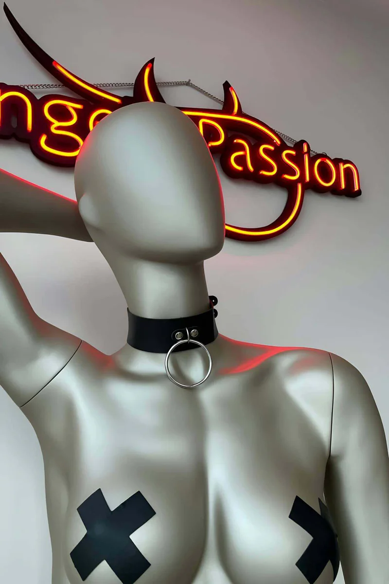 Black Faux Leather O-Ring Choker Necklace Adjustable Strap Mannequin