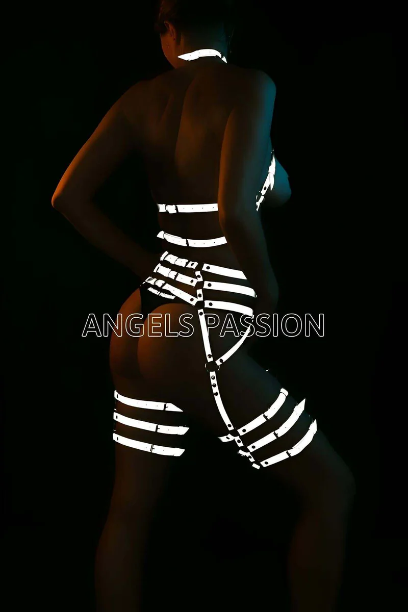 Reflective full body harness, front view with halter neck and garter details