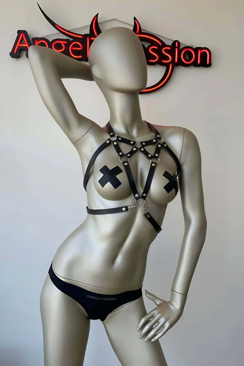 Adjustable Chest Harness Black Vegan