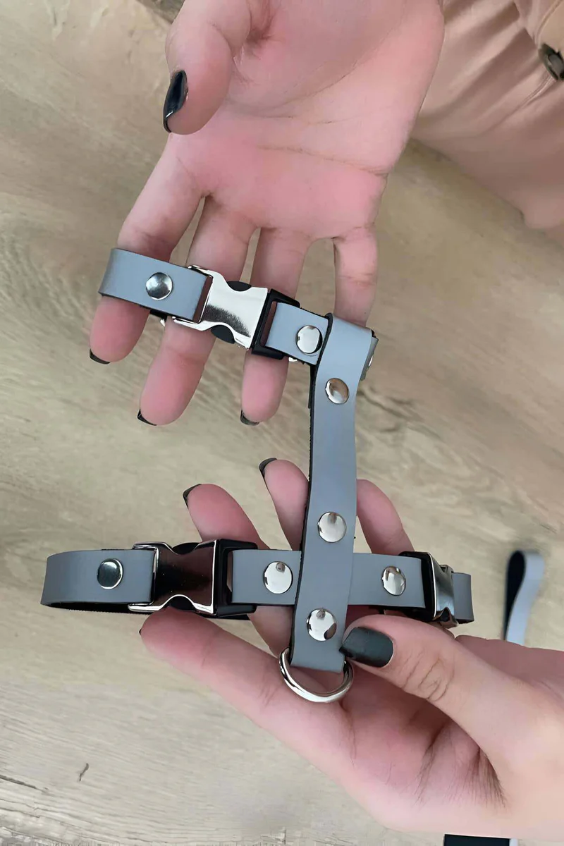 Adjustable Chest Harness Women Side View