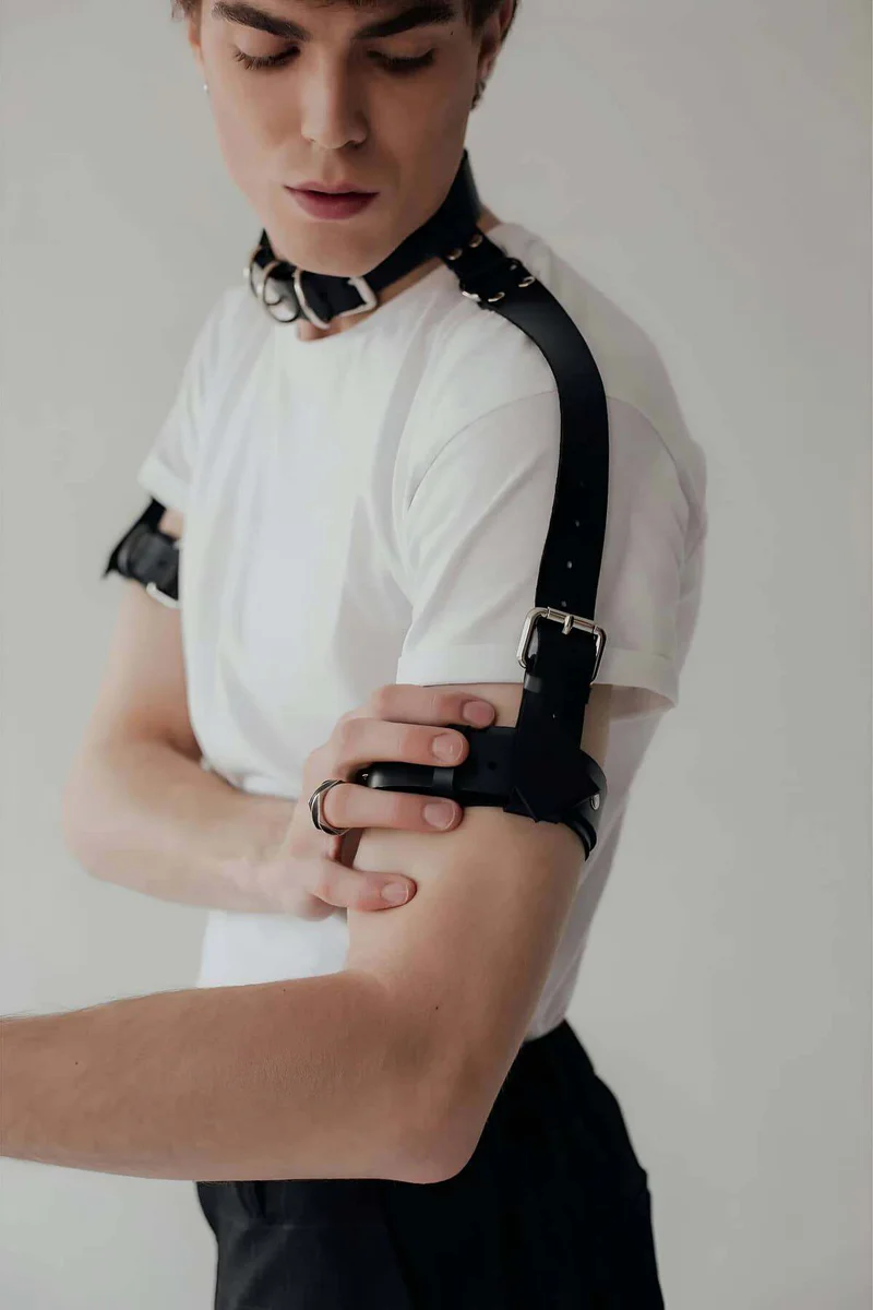 Vegan Leather Choker Black