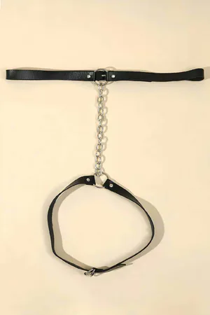 Adjustable Stylish Leather Garter Harness with Chain - APFT961