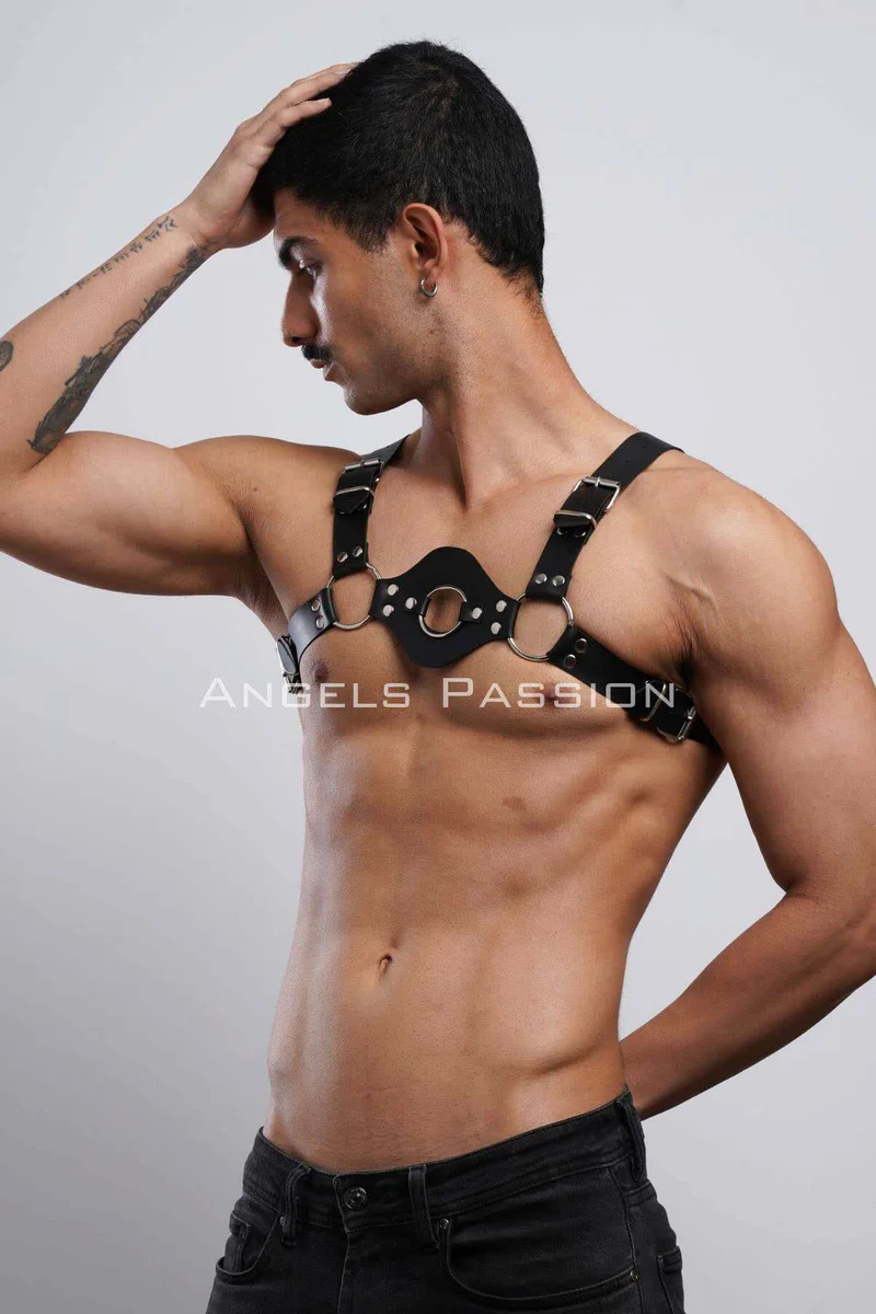 Vegan Leather Chest Harness black with central O