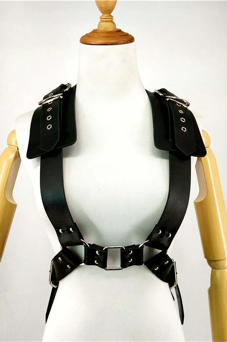 Back view of adjustable black body harness with O-ring connection