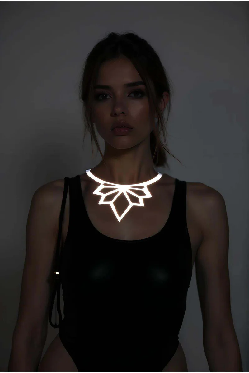 Reflective Choker Necklace | Modern Geometric Lotus