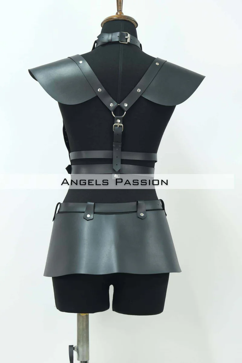 Red Leather Body Harness Set - Adjustable Fashion Statement